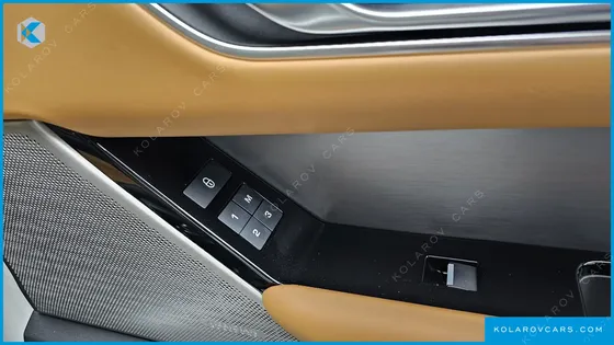 LAND ROVER RANGE ROVER VELAR 3.0 D300 R-DYNAMIC HSE