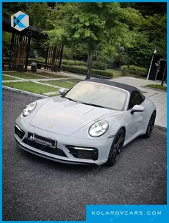 PORSCHE 911 CARRERA 4 GTS CABRIOLET