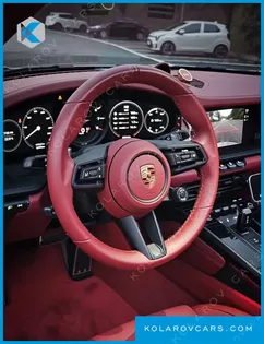 PORSCHE 911 CARRERA 4 GTS CABRIOLET