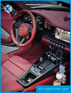 PORSCHE 911 CARRERA 4 GTS CABRIOLET