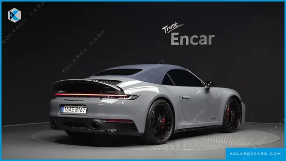 PORSCHE 911 CARRERA 4 GTS CABRIOLET