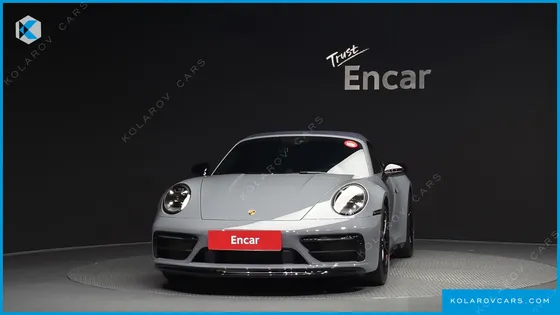 PORSCHE 911 CARRERA 4 GTS CABRIOLET