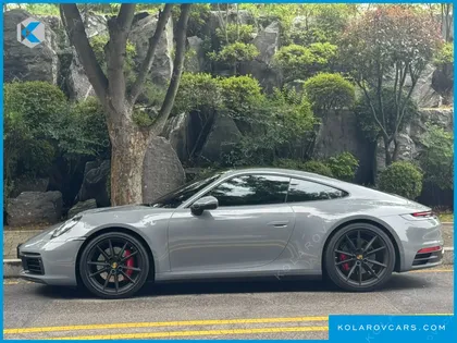 PORSCHE 911 CARRERA 4S