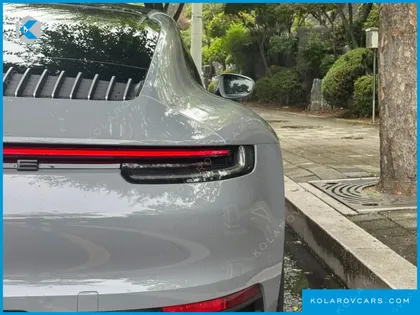 PORSCHE 911 CARRERA 4S