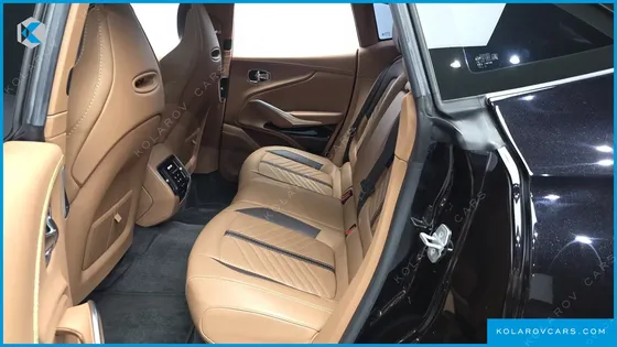 ASTON MARTIN DBX 4.0 V8 707