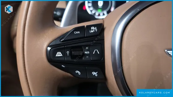 ASTON MARTIN DBX 4.0 V8 707