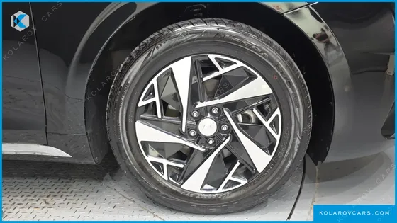 HYUNDAI GRANDEUR LE BLANC