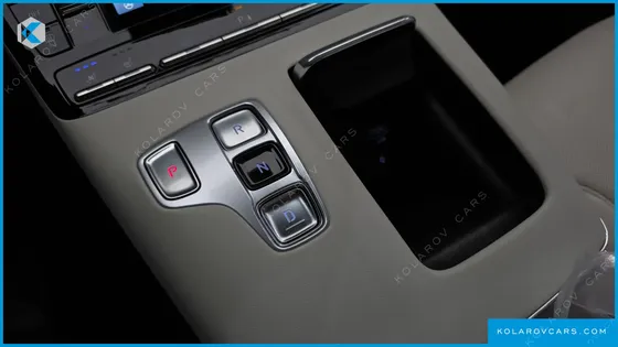 HYUNDAI GRANDEUR LE BLANC