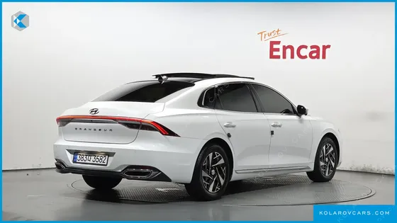 HYUNDAI GRANDEUR LE BLANC