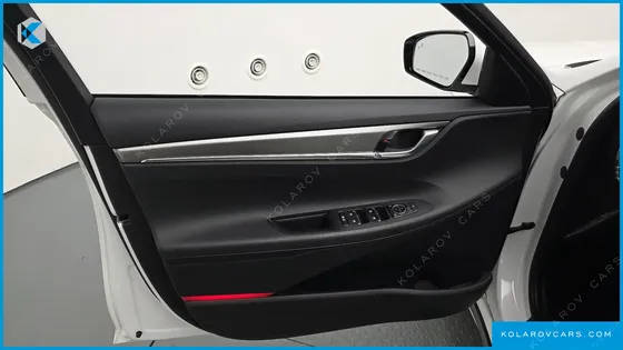 HYUNDAI GRANDEUR LE BLANC