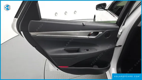 HYUNDAI GRANDEUR LE BLANC