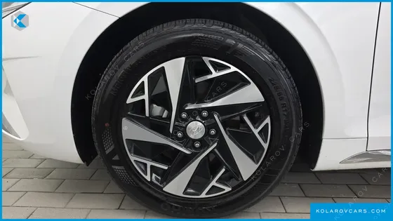 HYUNDAI GRANDEUR EXCLUSIVE