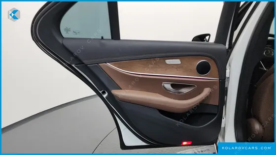 MERCEDES E-CLASS E220D 4MATIC EXCLUSIVE