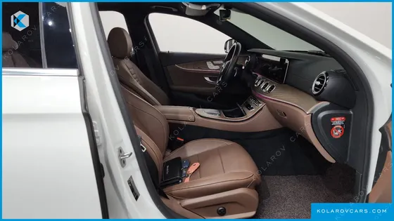 MERCEDES E-CLASS E220D 4MATIC EXCLUSIVE
