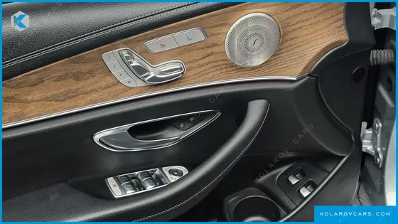 MERCEDES E-CLASS E300E 4MATIC EXCLUSIVE