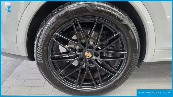 PORSCHE CAYENNE 3.0 COUPE