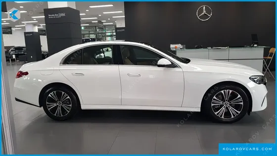 MERCEDES E-CLASS E200 AVANTGARDE