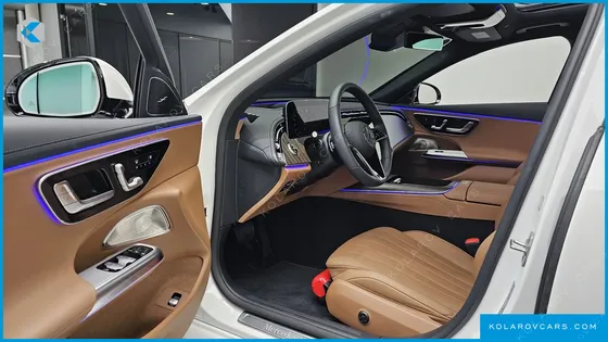 MERCEDES E-CLASS E300 4MATIC EXCLUSIVE