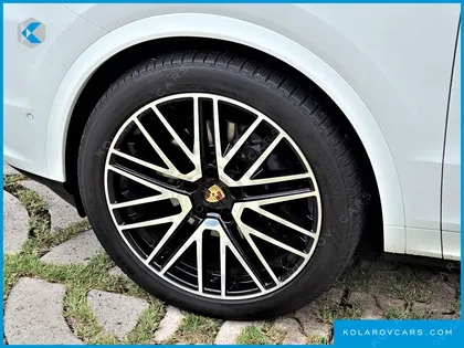 PORSCHE CAYENNE 3.0 COUPE