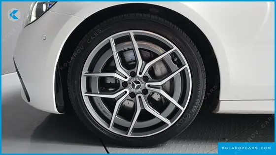 MERCEDES E-CLASS E220D 4MATIC AMG LINE