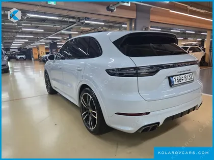 PORSCHE CAYENNE 4.0 TURBO