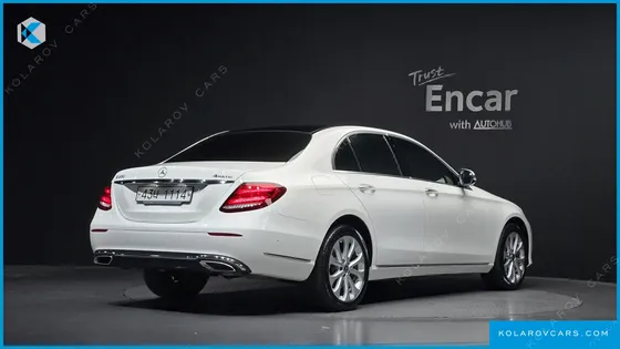 MERCEDES E-CLASS E300 4MATIC EXCLUSIVE