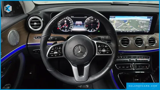 MERCEDES E-CLASS E300 4MATIC EXCLUSIVE