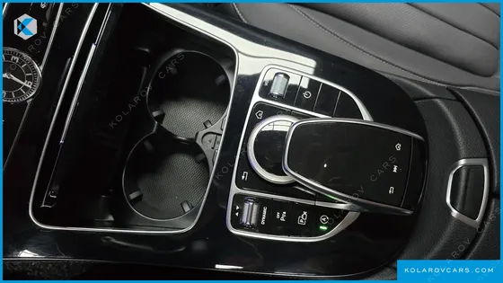 MERCEDES E-CLASS E300 4MATIC EXCLUSIVE