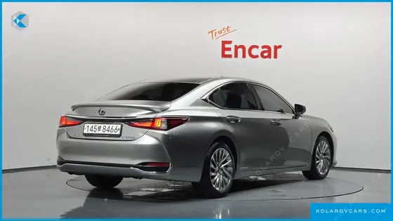LEXUS ES LUXURY PLUS