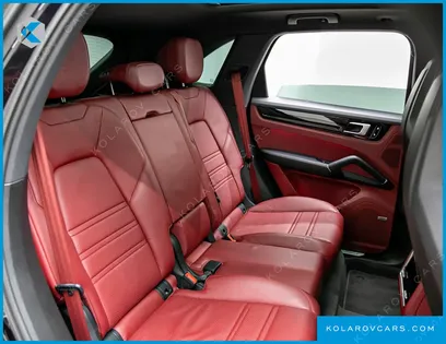 PORSCHE CAYENNE 3.0