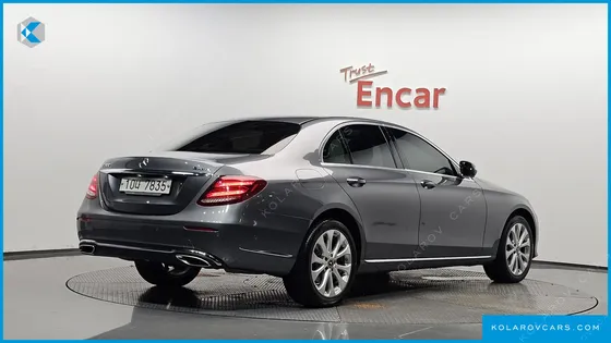 MERCEDES E-CLASS E300 4MATIC EXCLUSIVE