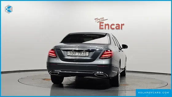 MERCEDES E-CLASS E300 4MATIC EXCLUSIVE