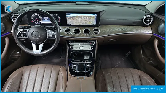 MERCEDES E-CLASS E300 4MATIC EXCLUSIVE