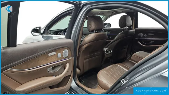 MERCEDES E-CLASS E300 4MATIC EXCLUSIVE