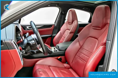 PORSCHE CAYENNE 3.0 COUPE