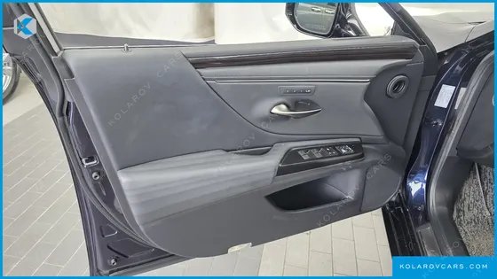 LEXUS ES LUXURY PLUS