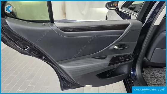 LEXUS ES LUXURY PLUS