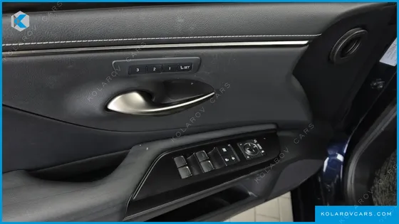 LEXUS ES LUXURY PLUS
