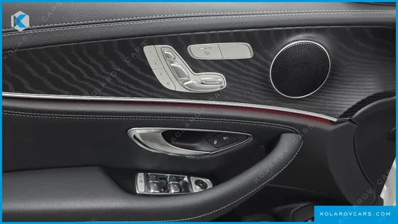 MERCEDES E-CLASS E220D 4MATIC AMG LINE