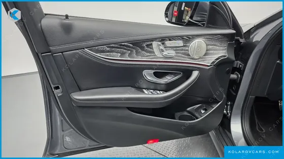 MERCEDES E-CLASS E350 4MATIC AMG LINE