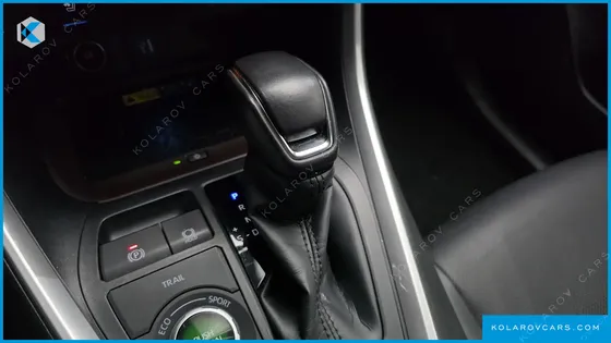 TOYOTA RAV4 2,5 4WD HYBRID LTD