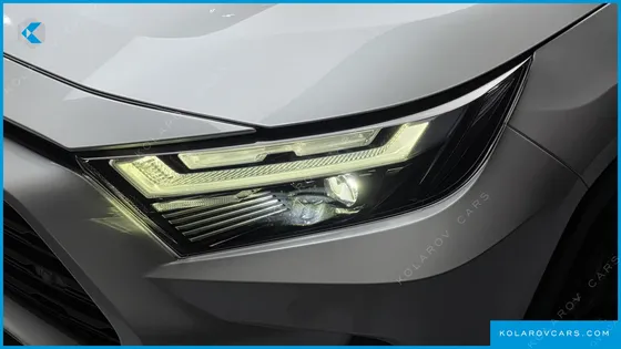 TOYOTA RAV4 2,5 4WD HYBRID LTD