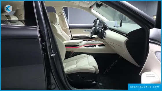 GENESIS GV70 2.5T GASOLINE 2WD