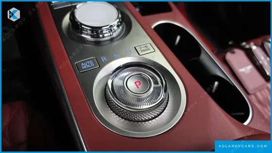 GENESIS GV70 2.5T GASOLINE 2WD