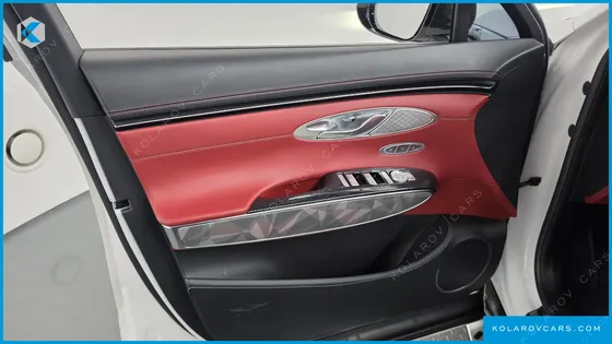 GENESIS GV70 2.5T GASOLINE 2WD