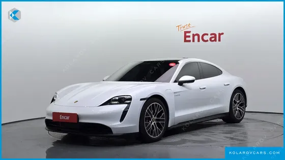 PORSCHE TAYCAN 4S