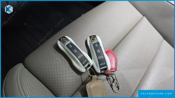 PORSCHE TAYCAN 4S