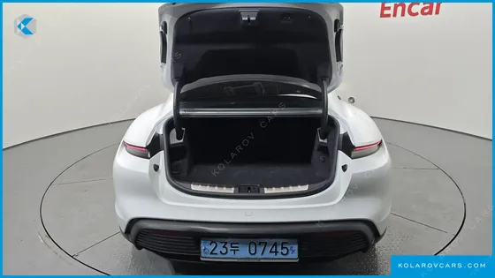 PORSCHE TAYCAN 4S