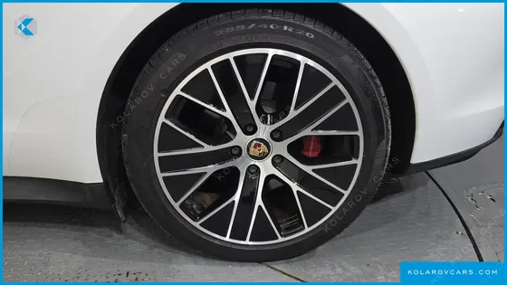 PORSCHE TAYCAN 4S