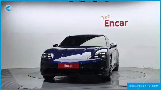 PORSCHE TAYCAN 4S